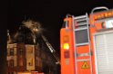 Feuer 3 Dachstuhlbrand Koeln Muelheim Gluecksburgstr P126